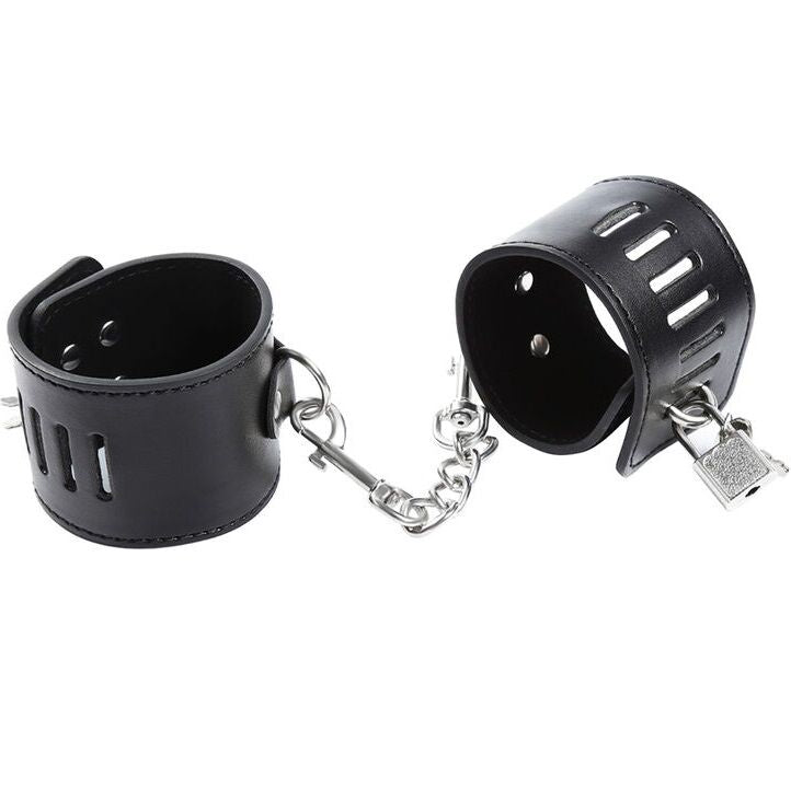 OHMAMA FETISH - HASP STYLE WRIST RESTRAINTS