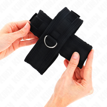 KINK - CROSS CUFFS BLACK 34 X 5.5 CM